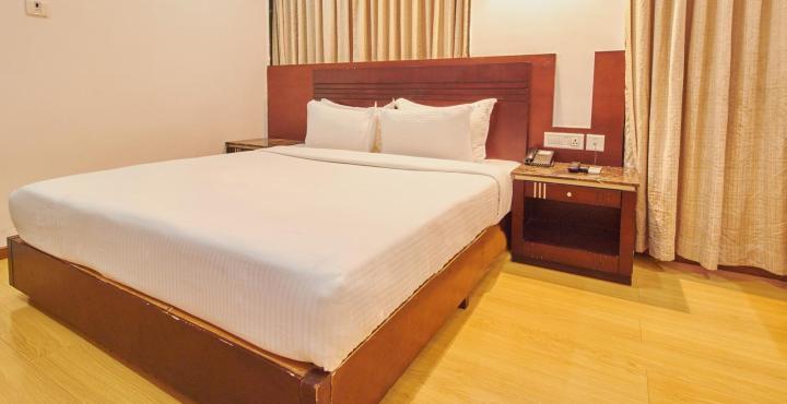 Treebo Trend Hotel Parker Ахмедабад Екстер'єр фото