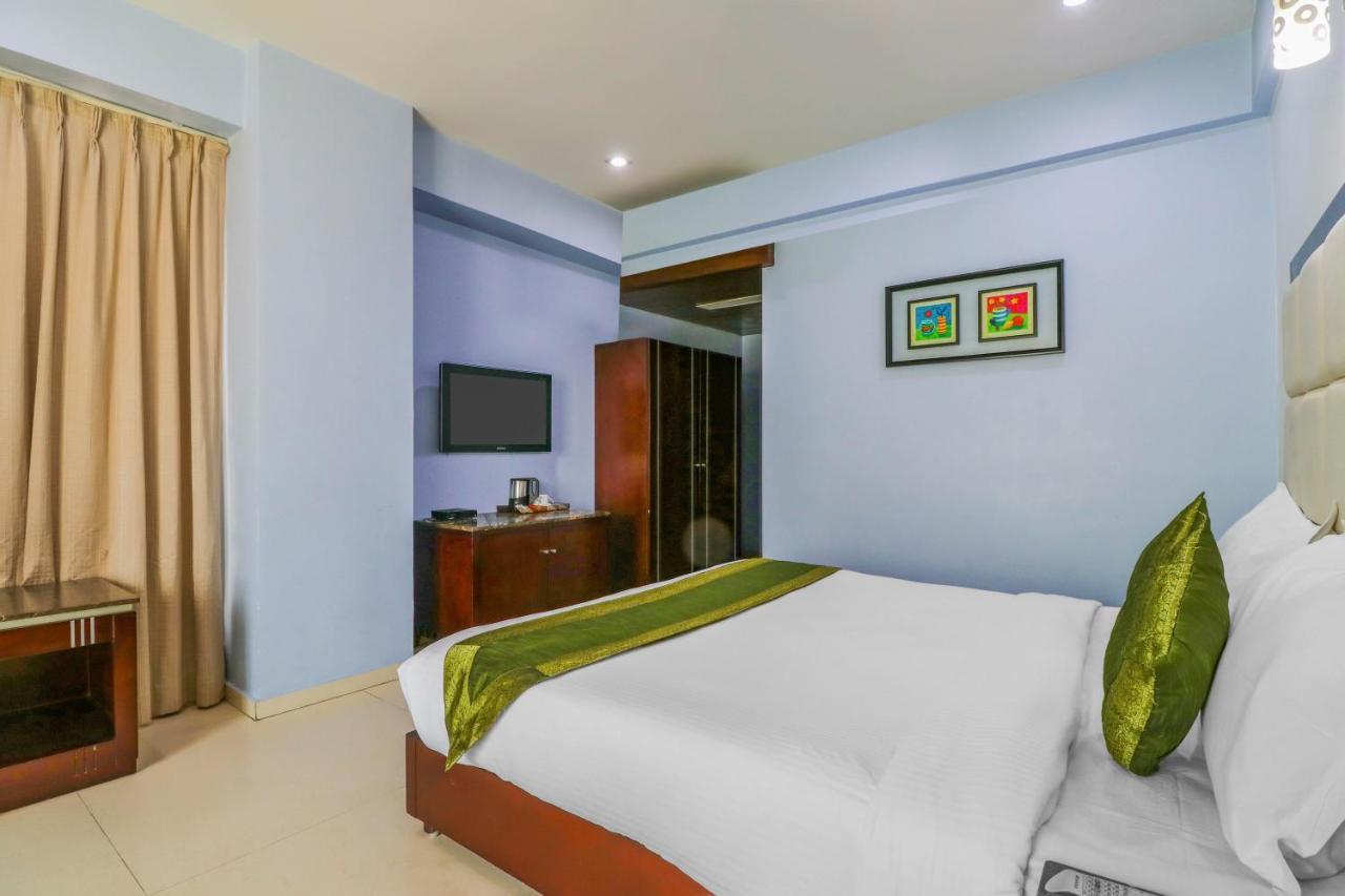 Treebo Trend Hotel Parker Ахмедабад Екстер'єр фото
