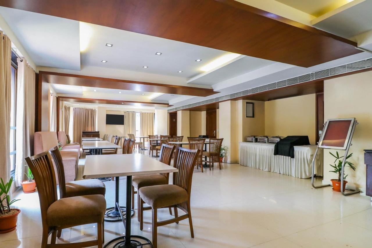 Treebo Trend Hotel Parker Ахмедабад Екстер'єр фото